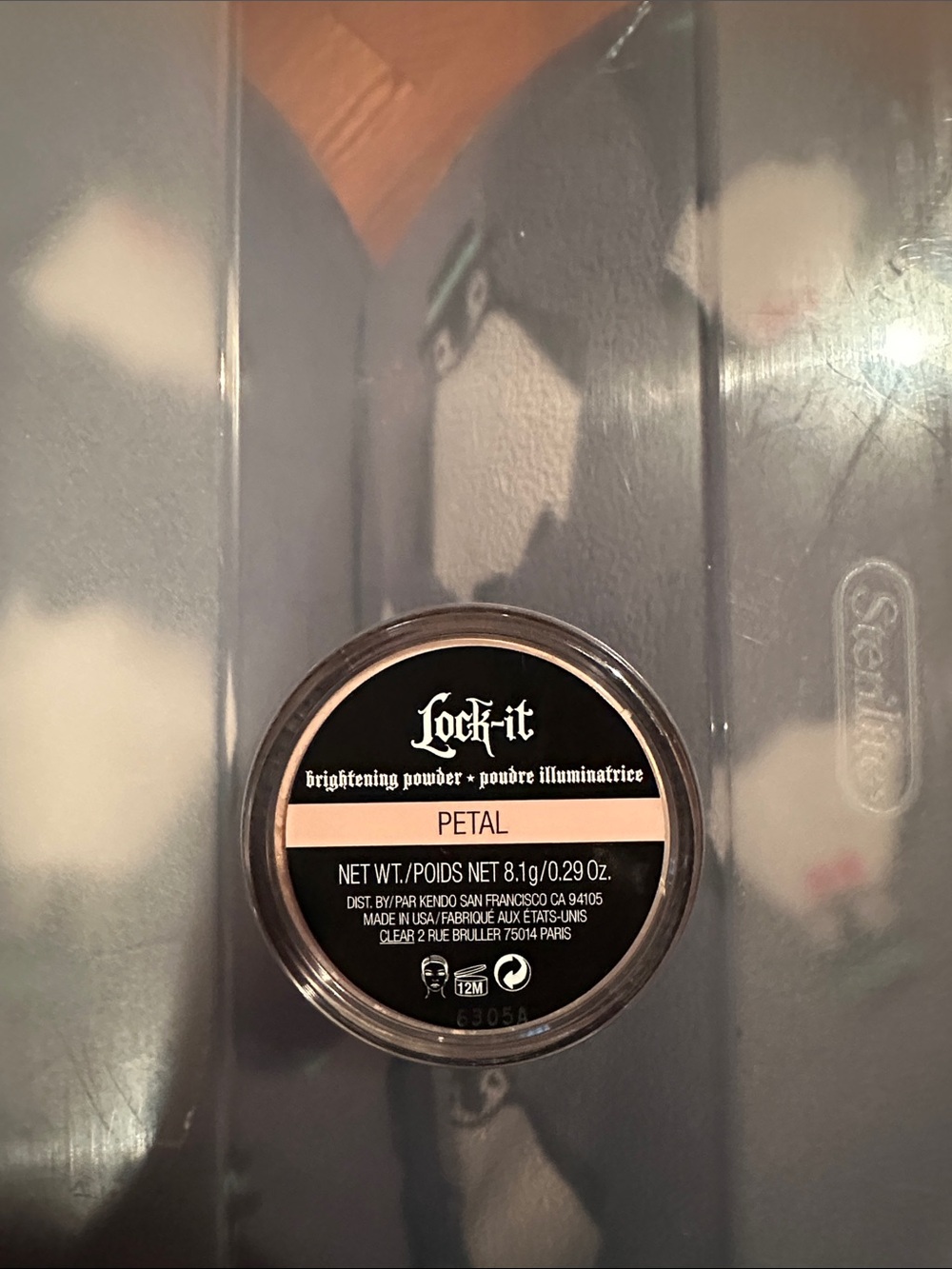 Kat Von D Lock-It Brightening Powder — Petal No Box!